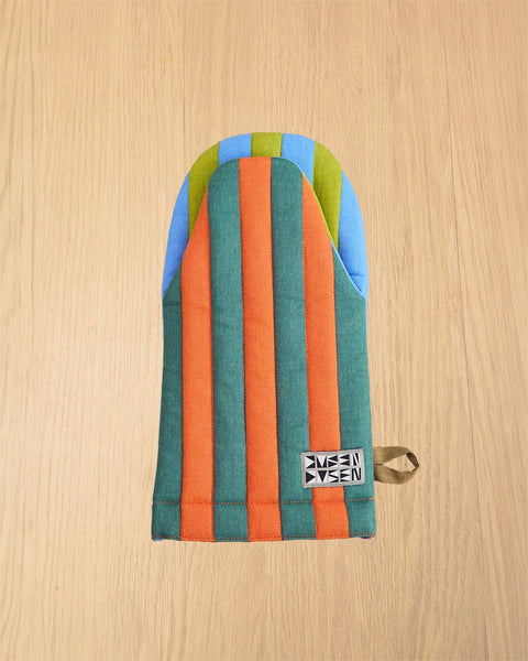 Dusen Dusen Grasshopper Stripe Quilted Oven Mitt