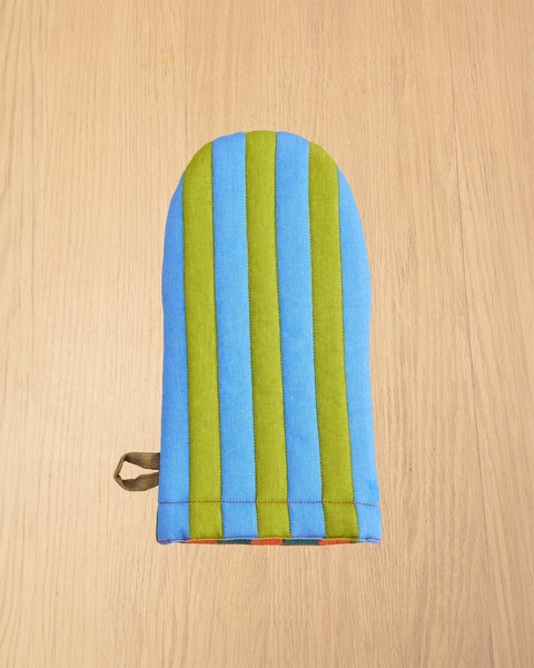 Dusen Dusen Grasshopper Stripe Quilted Oven Mitt