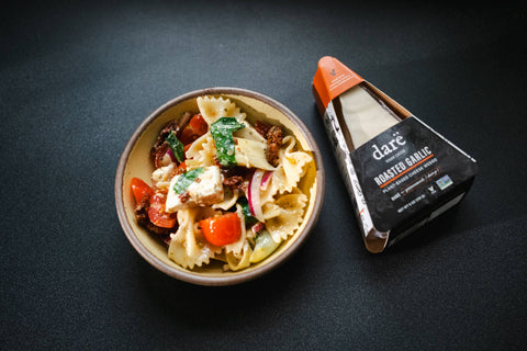 Darë Roasted Garlic Plant-Based Cheese Wedge